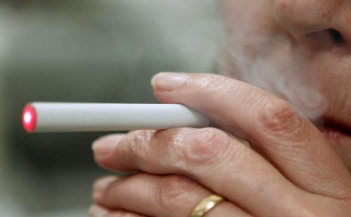 Concluyen que ciertos cigarrillos electrónicos son peores que la nicotina