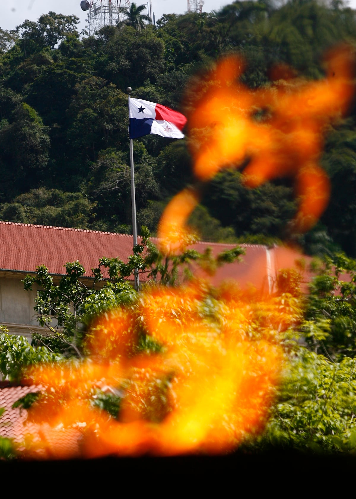 Día de los Mártires debe enseñarse con más pasión. En lugar de ir para la playa hay que rendir honor a los héroes 