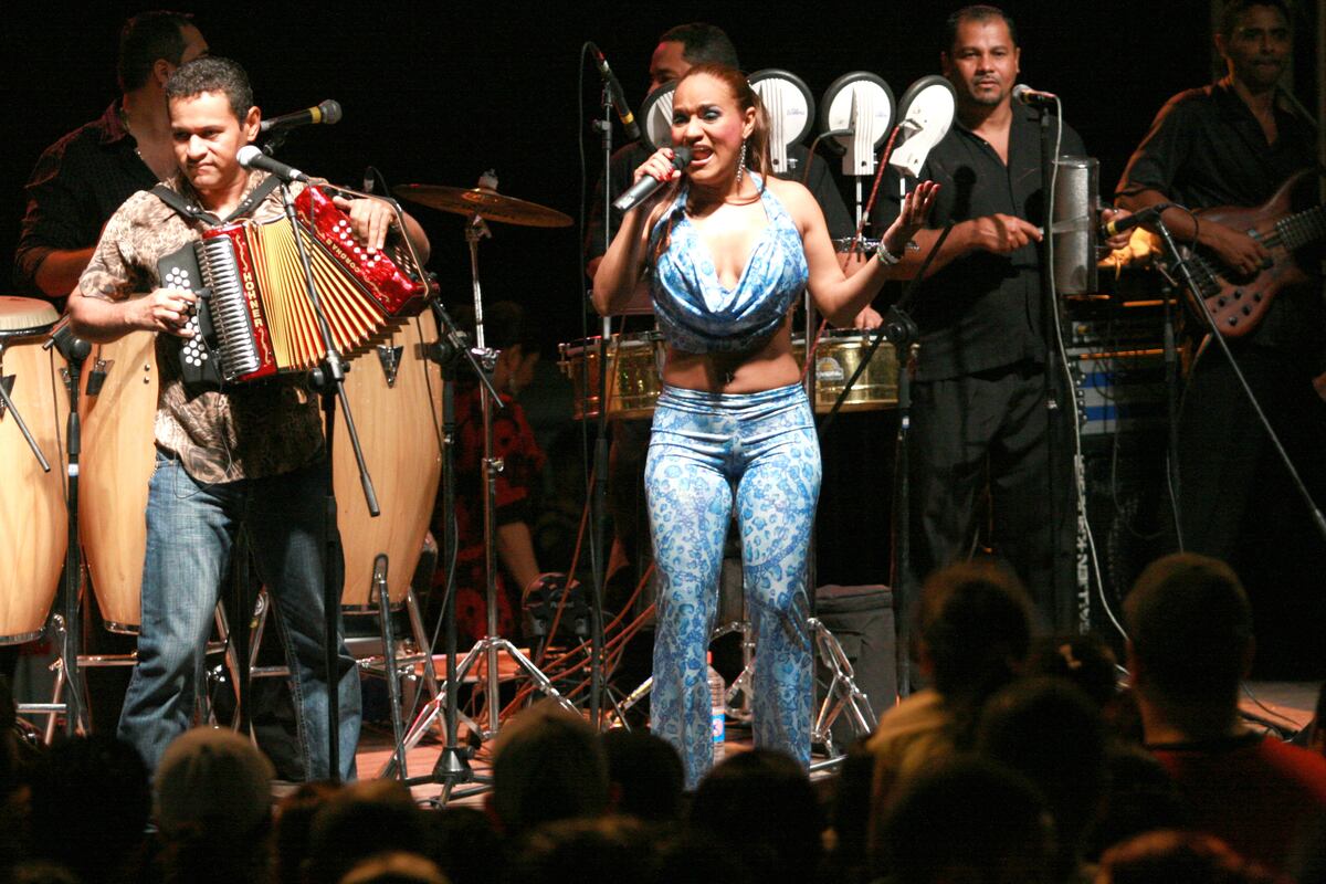 Te reto a que te vayas. El grito emberracao de la Gallina Fina a quien no sabe valorar su amor + Vídeo