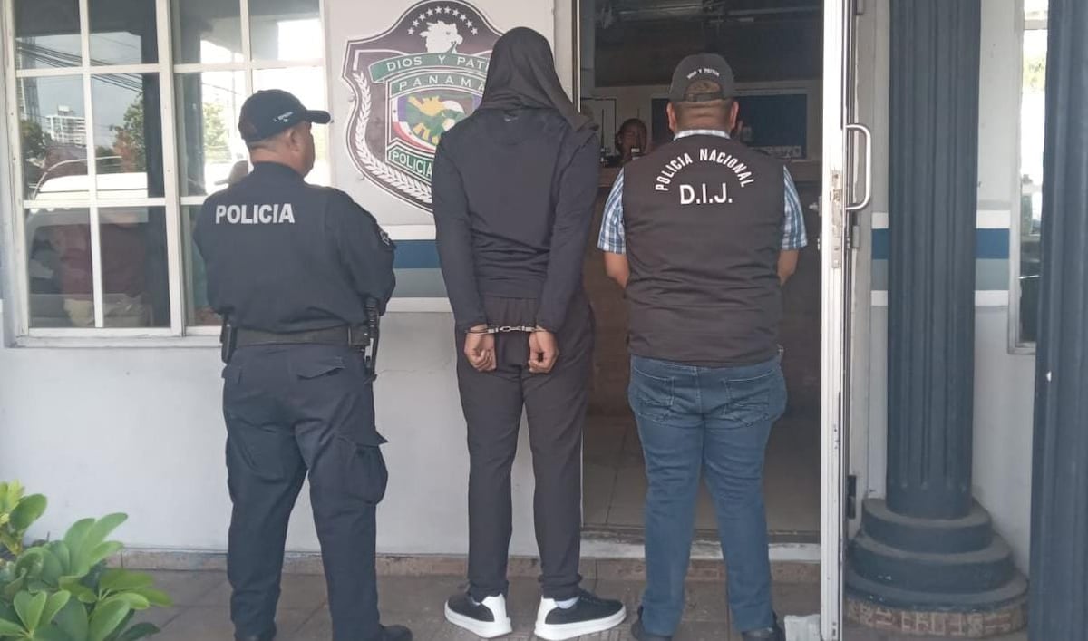 Se presentó solito: alias ‘Mena’, uno de los más buscados, llegó al Ministerio Público y quedó detenido