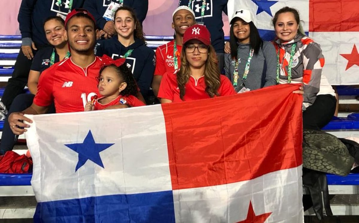 Ismael Díaz apoya a Sele de futsal en Argentina