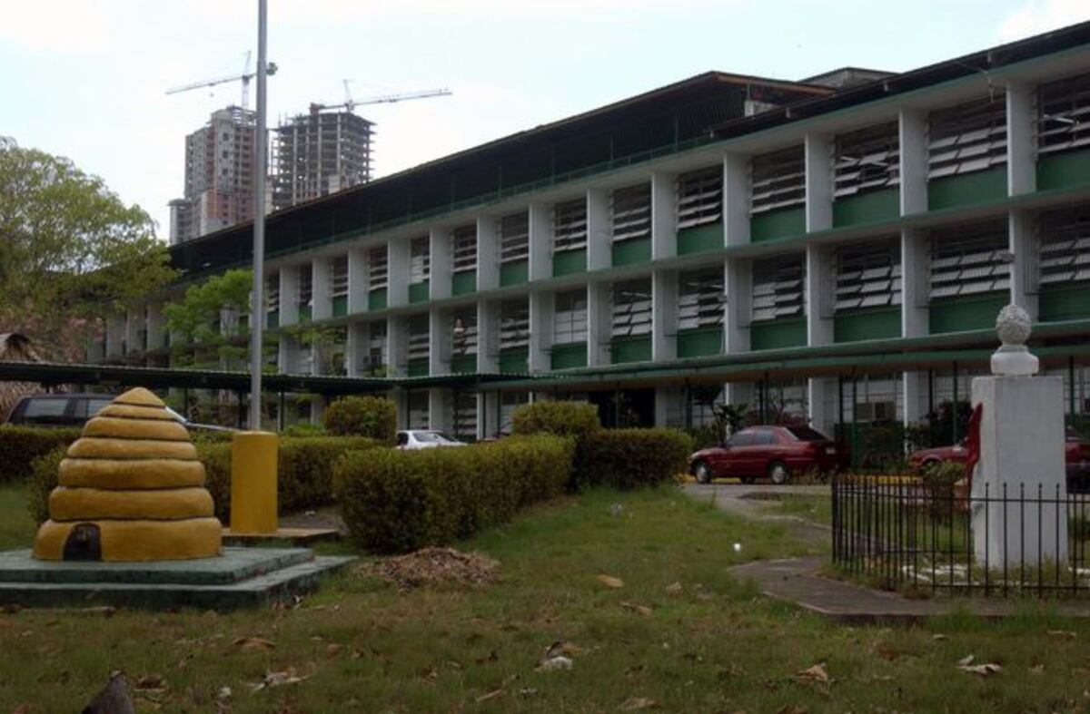 Meduca descarta demolición de la escuela Profesional Isabel Herrera de Obaldía