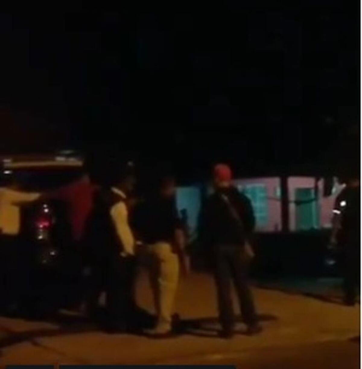 Sicarios lo asesinan en la sala de su casa en Las Mañanitas. Fueron varios tiros