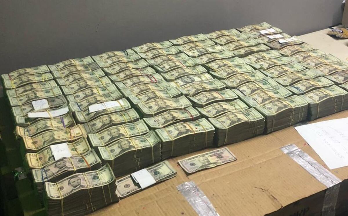 Guatemaltecos tenían un millón de dólares en Cerro Viento