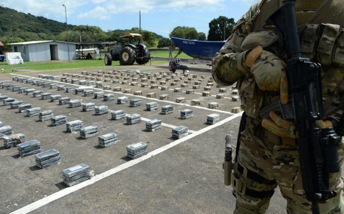 ¡TREMENDO OPERATIVO! Decomisan 685 paquetes de droga en Isla Coiba, Veraguas 