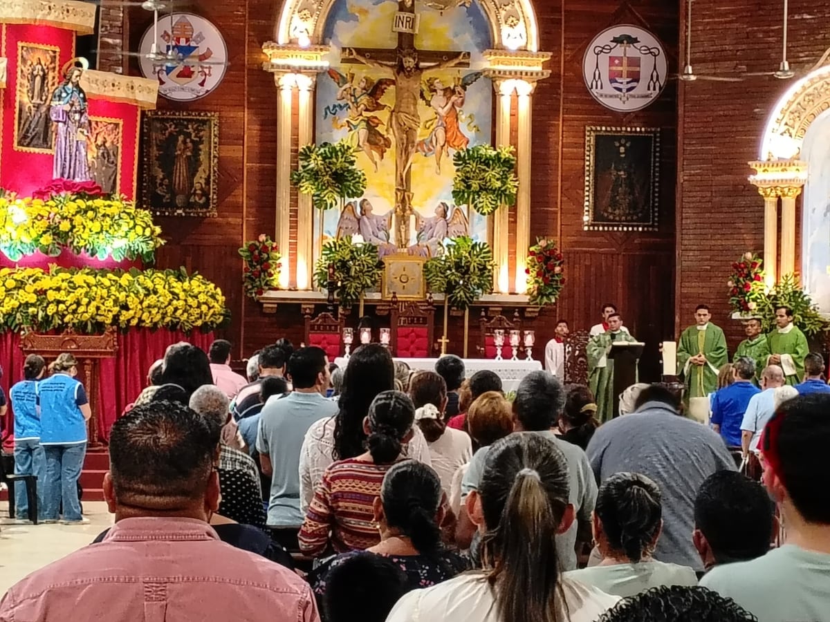 Santiago inicia las novenas en honor a su santo patrono