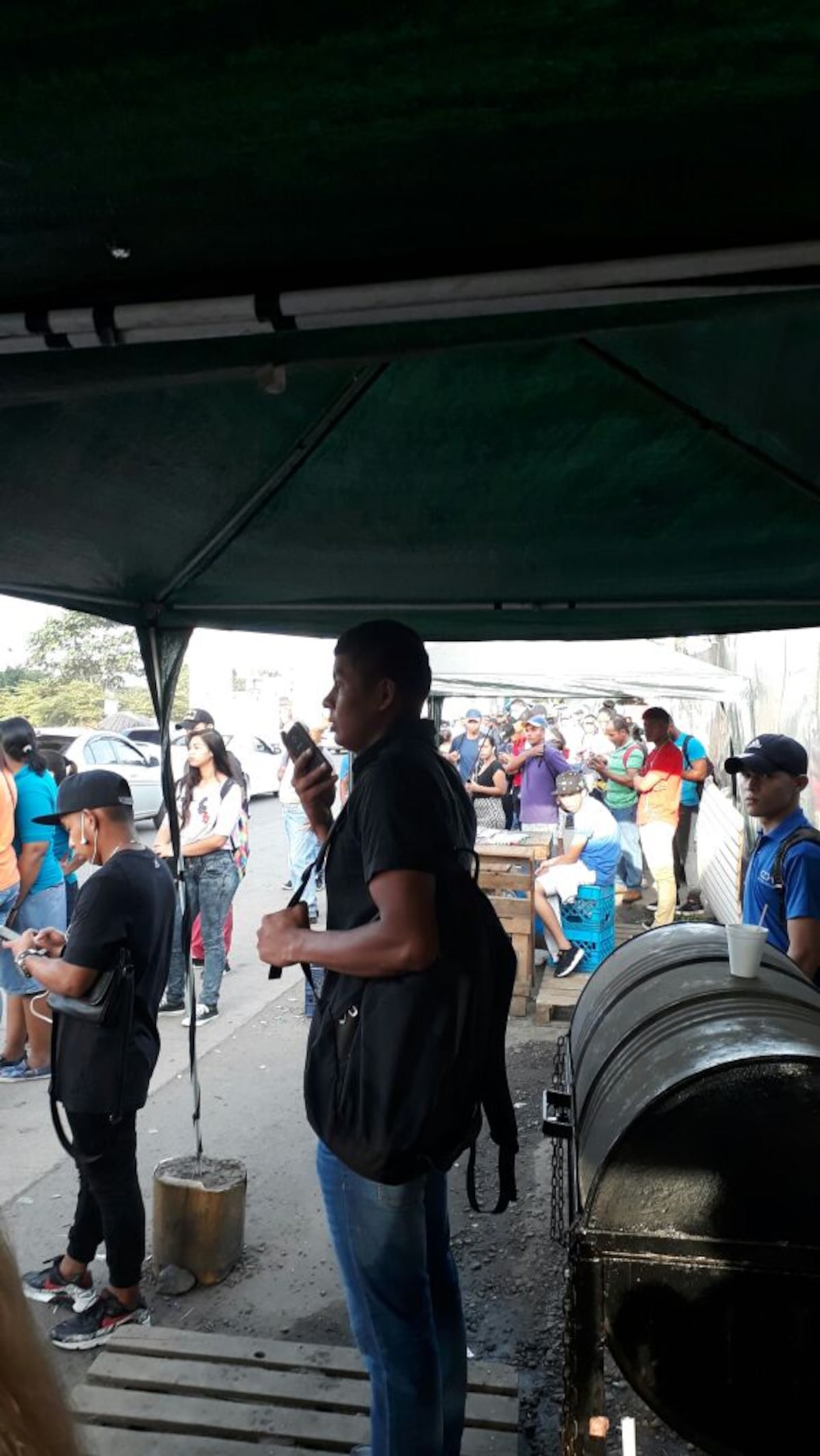 ¿Qué pasa? Cientos de panameños están paralizados ante la falta de transporte