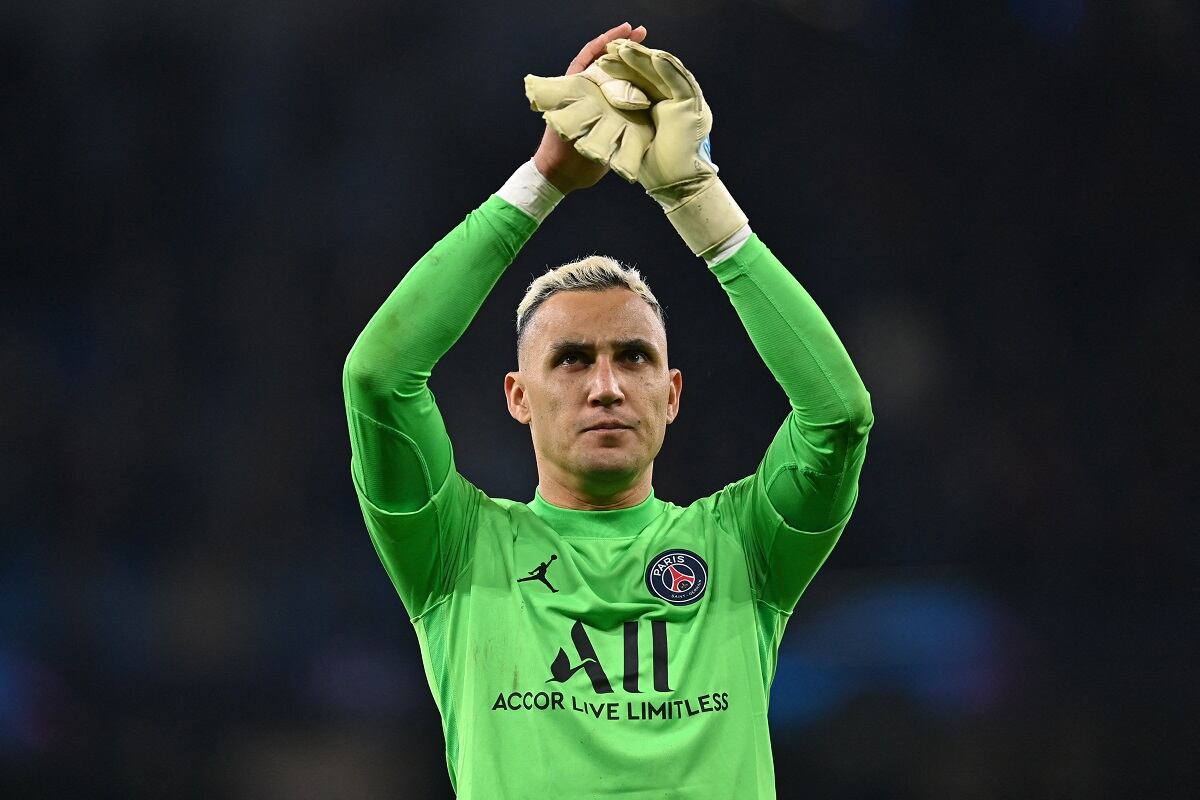 El costarricense Keylor Navas quiere salir huyendo del París Saint-Germain