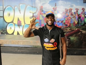 One & One: la fonda colonense que mezcla mariscos, tradición y amor 