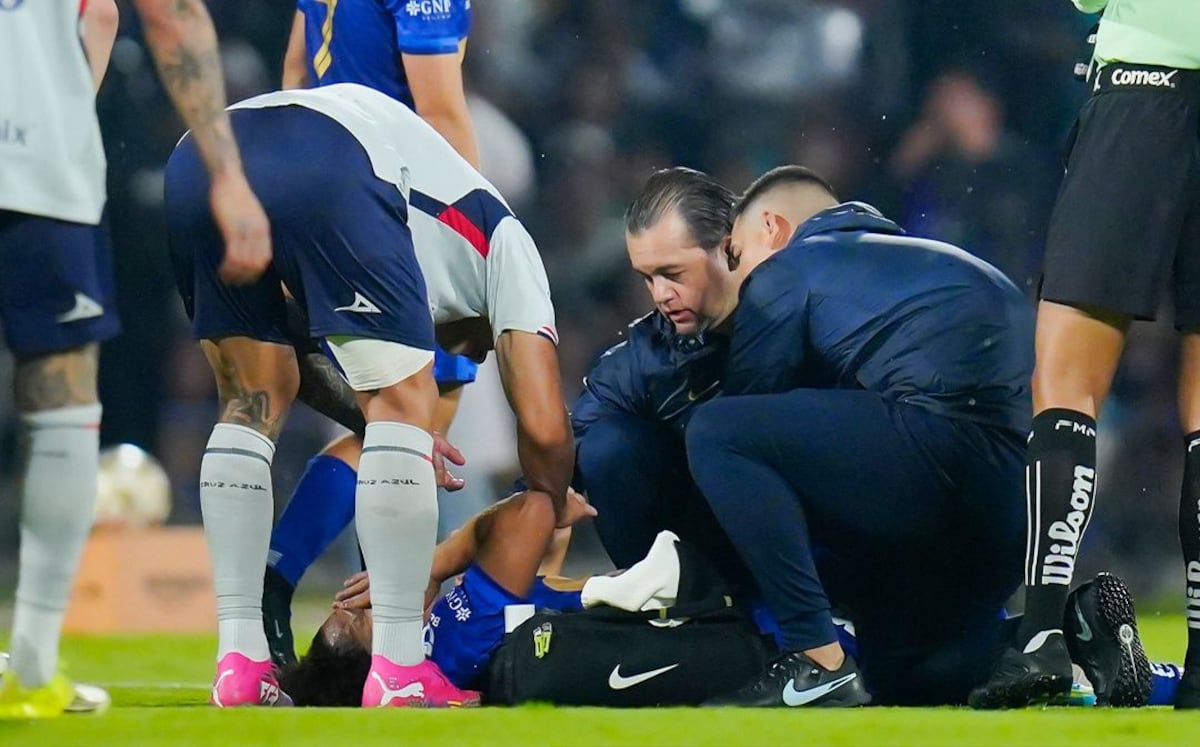 A 24 días del Mundial 2026, ‘Coco’ Carrasquilla salió lesionado entre lágrimas en la final de la Liga MX