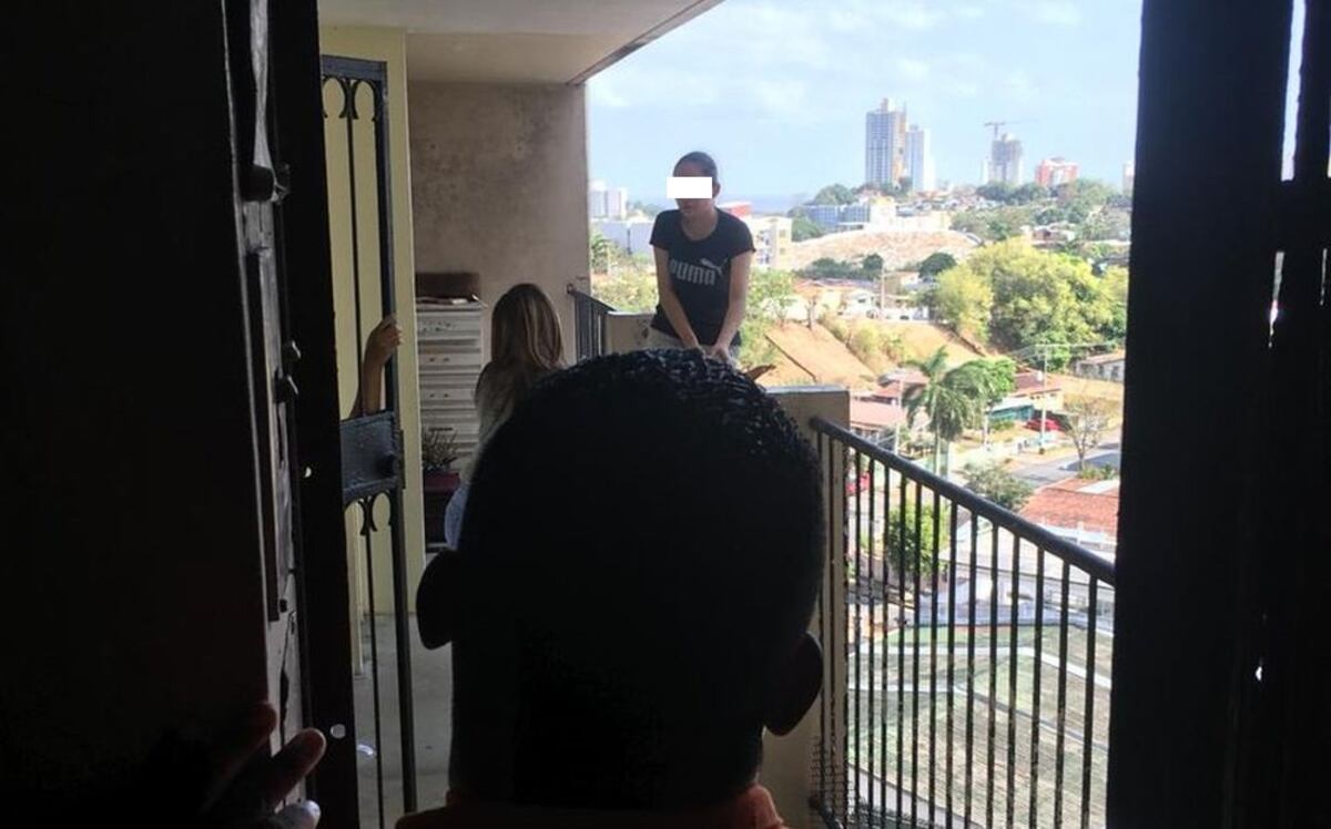 Restacan a mujer que casi se tira en Los Libertadores | Video