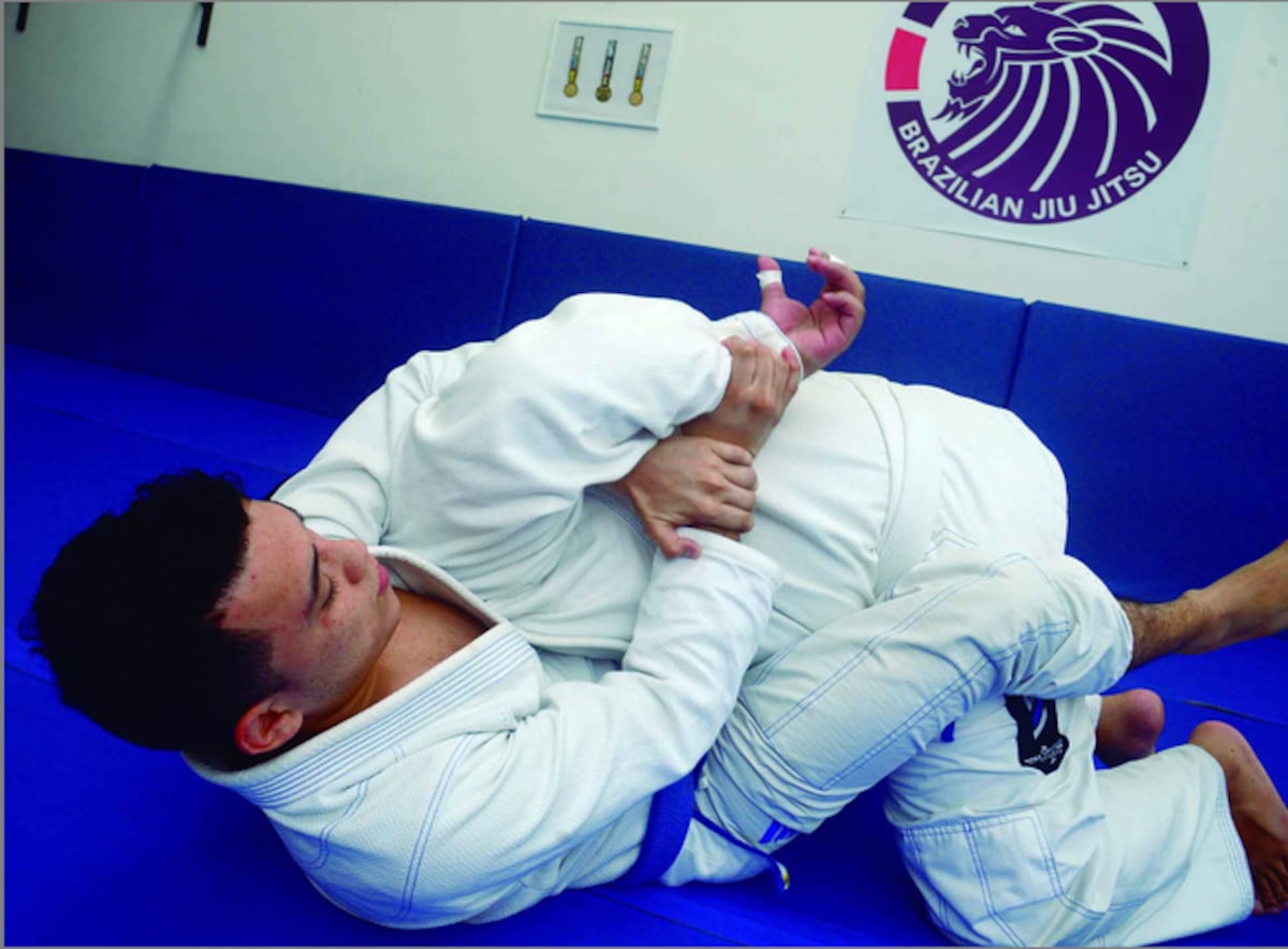 Lo que recomienda un experto en defensa personal para que salves tu vida