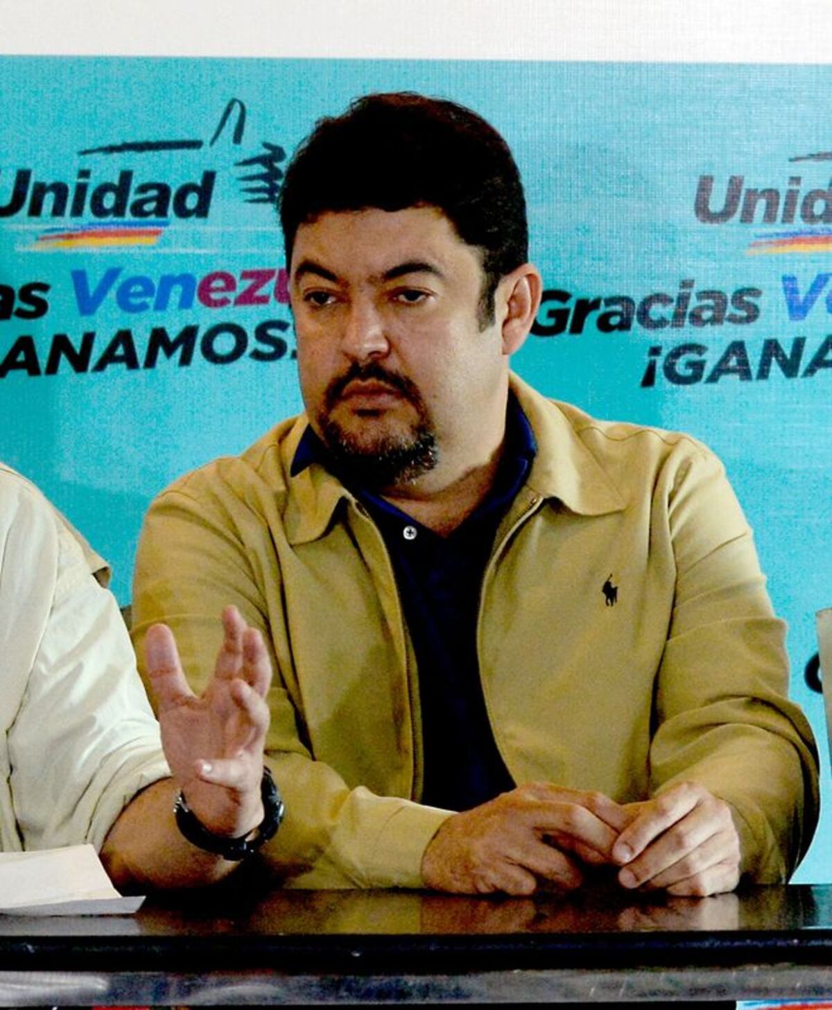 Se calientan las cosas en Venezuela tras detención de jefe de despacho de Guaidó