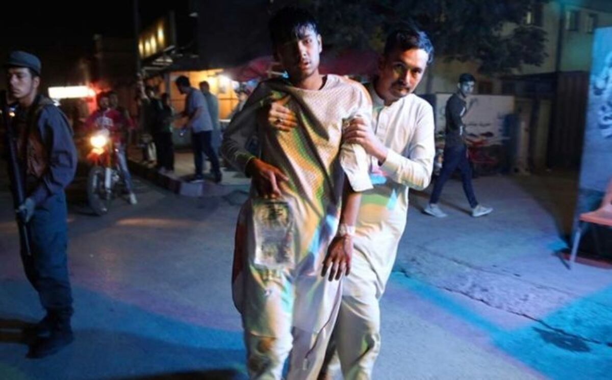 Doble atentado en Afganistán deja al menos 20 muertos