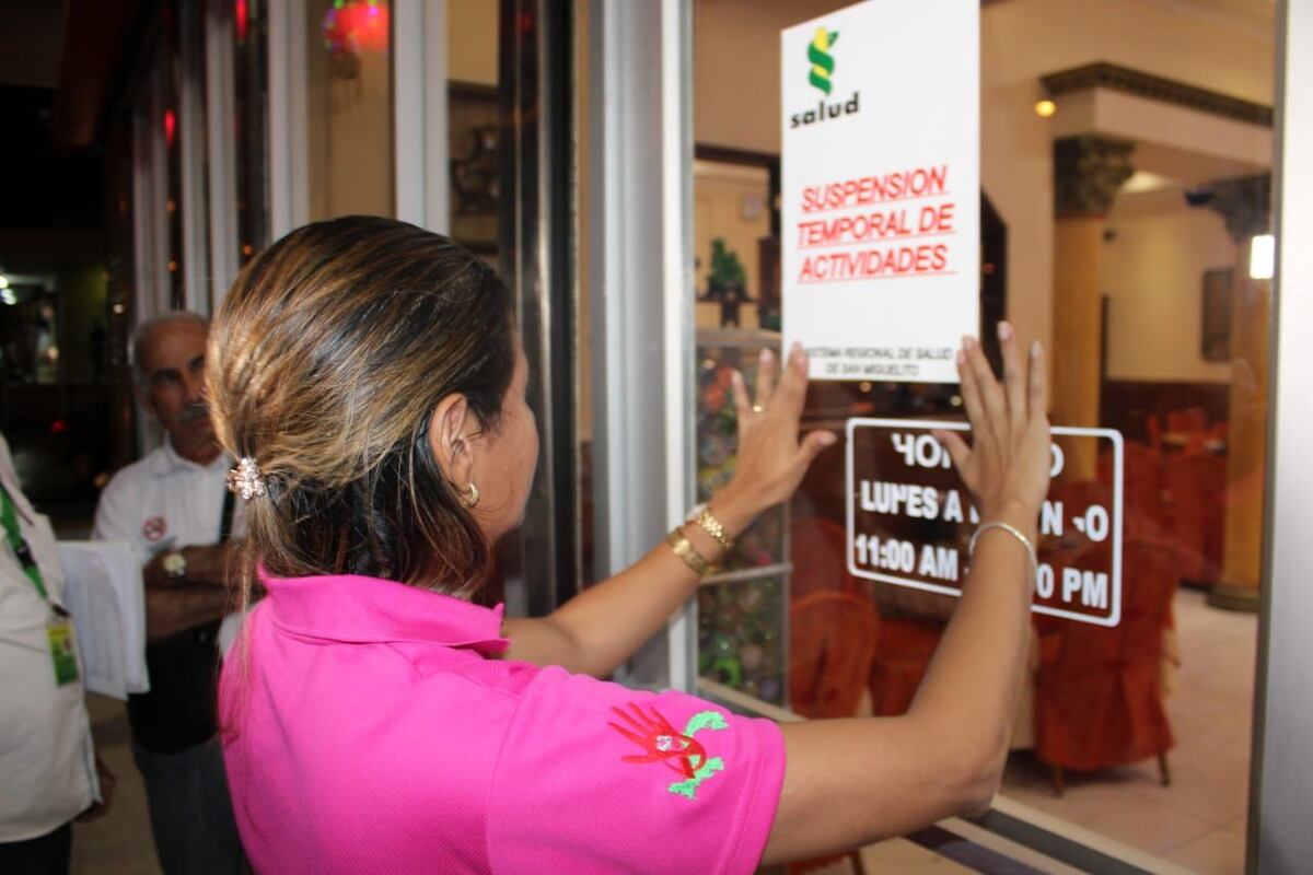 ¡Por insalubres! Cierran temporalmente restaurante en San Antonio