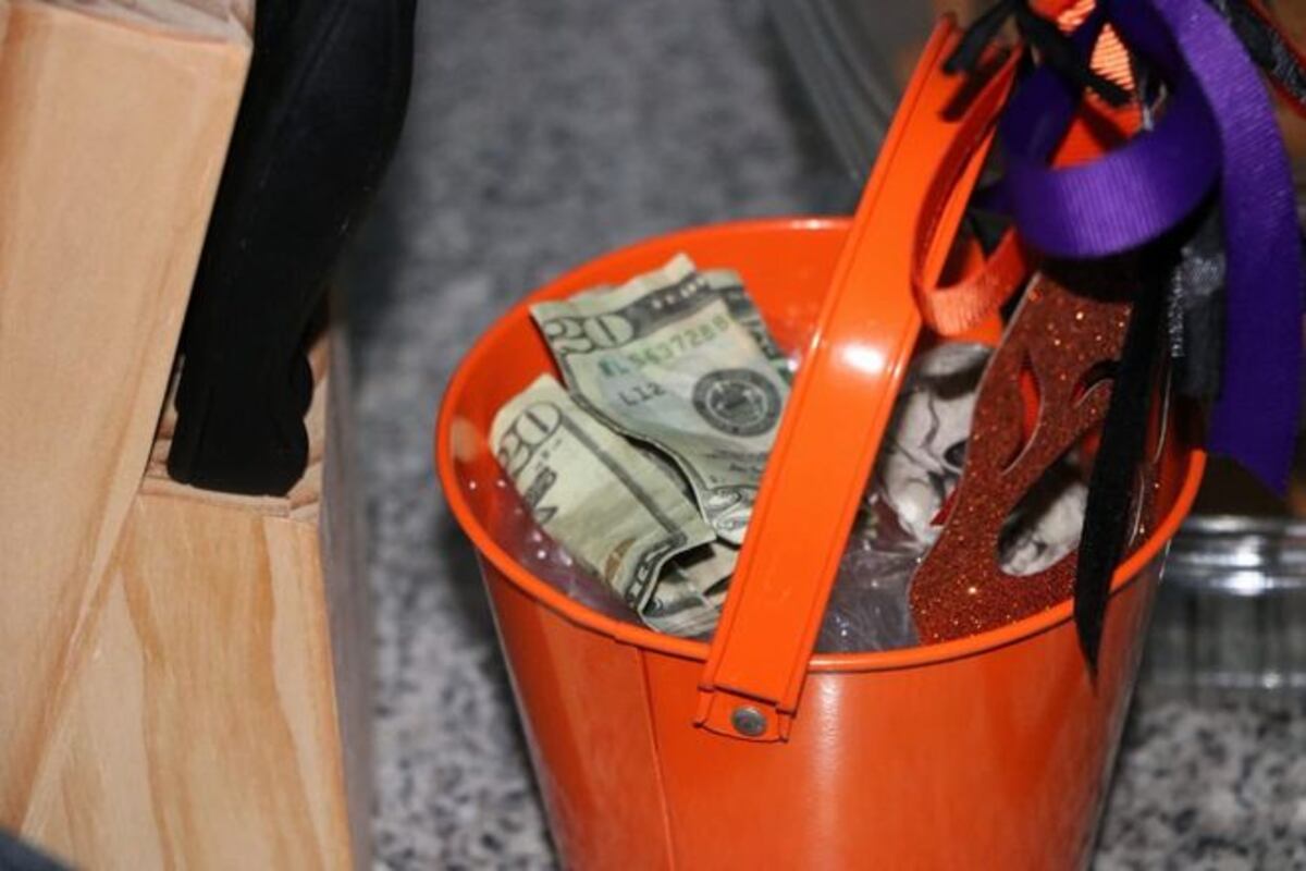 Rescatan a 4.Las ponían a tener relaciones sexuales y cobraban por ellas