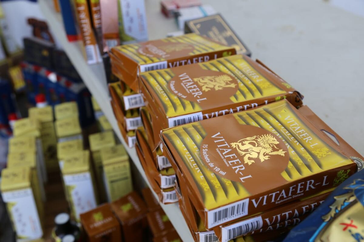 Le decomisan las ‘mieles del placer’ por no contar con registros