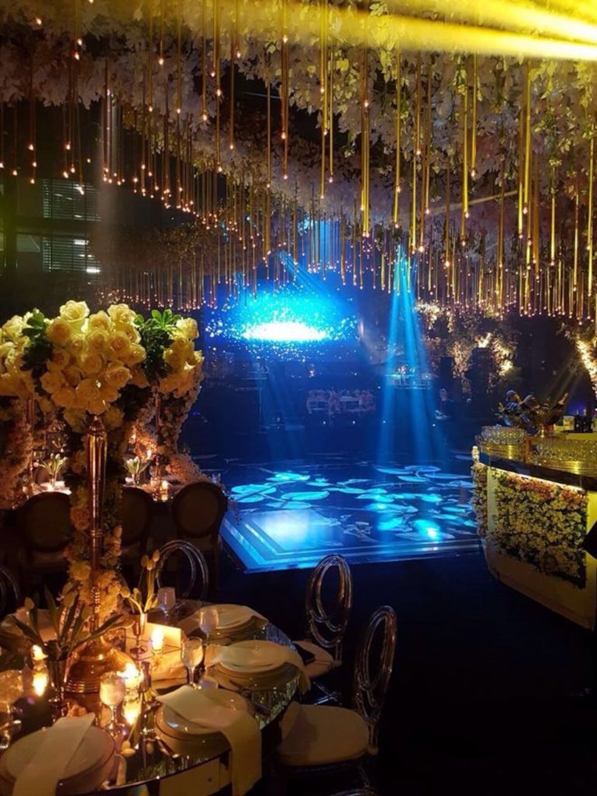 BODA. Se casa hija de Martinelli, sin su papá. No vino a entregarla al altar