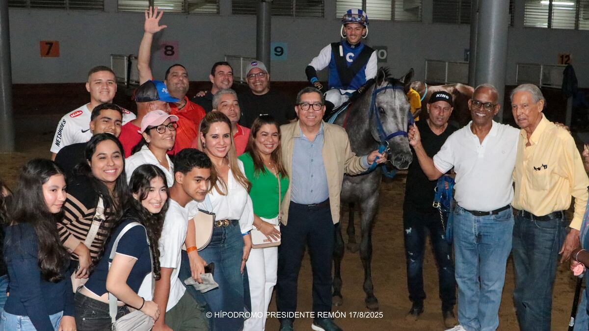 ‘Adage’ brilló con fuerza y ganó el Clásico Laffit Pincay Jr. en el Remón
