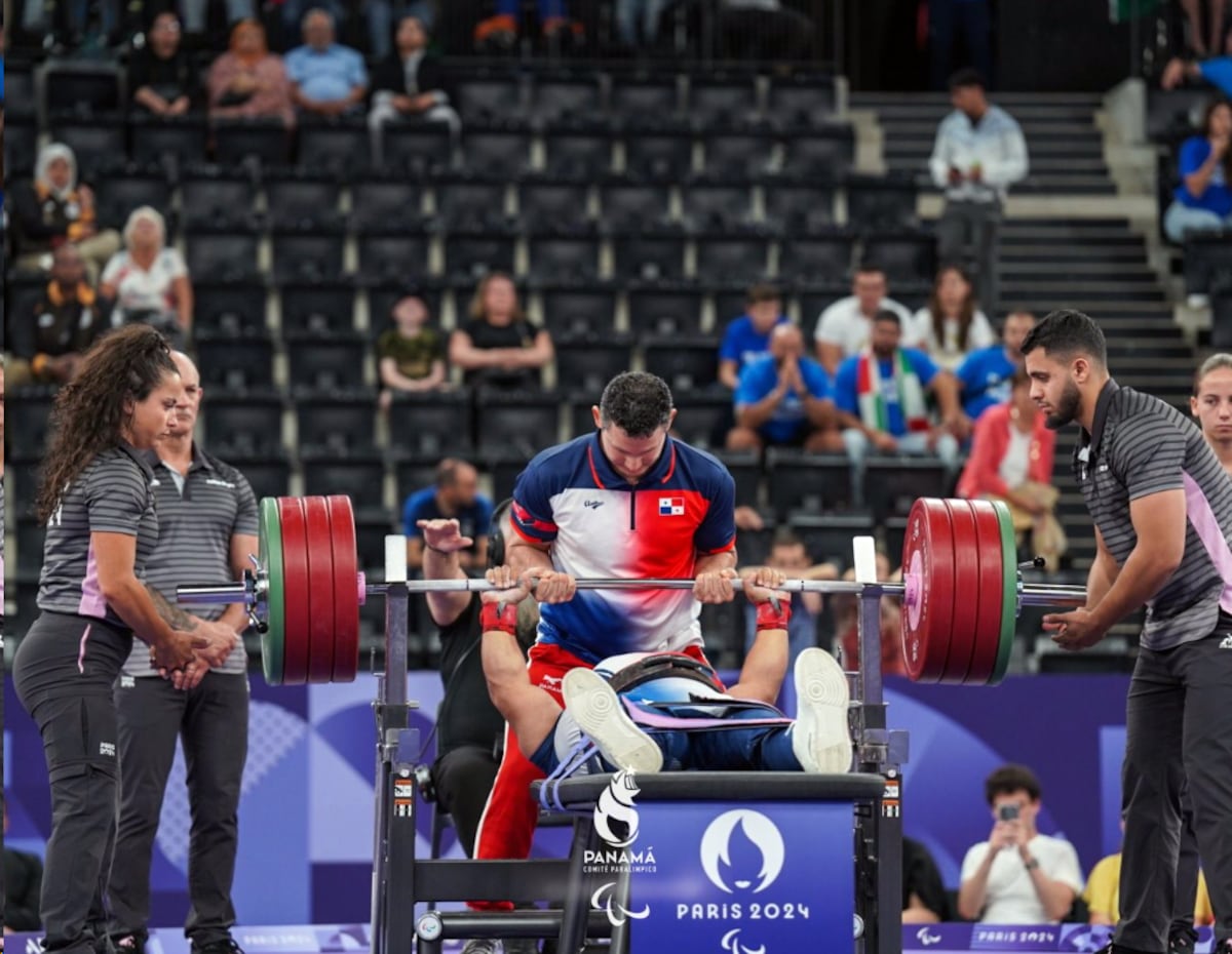 ¡Rey Dimas brilla en los Juegos Paralímpicos de París 2024! 