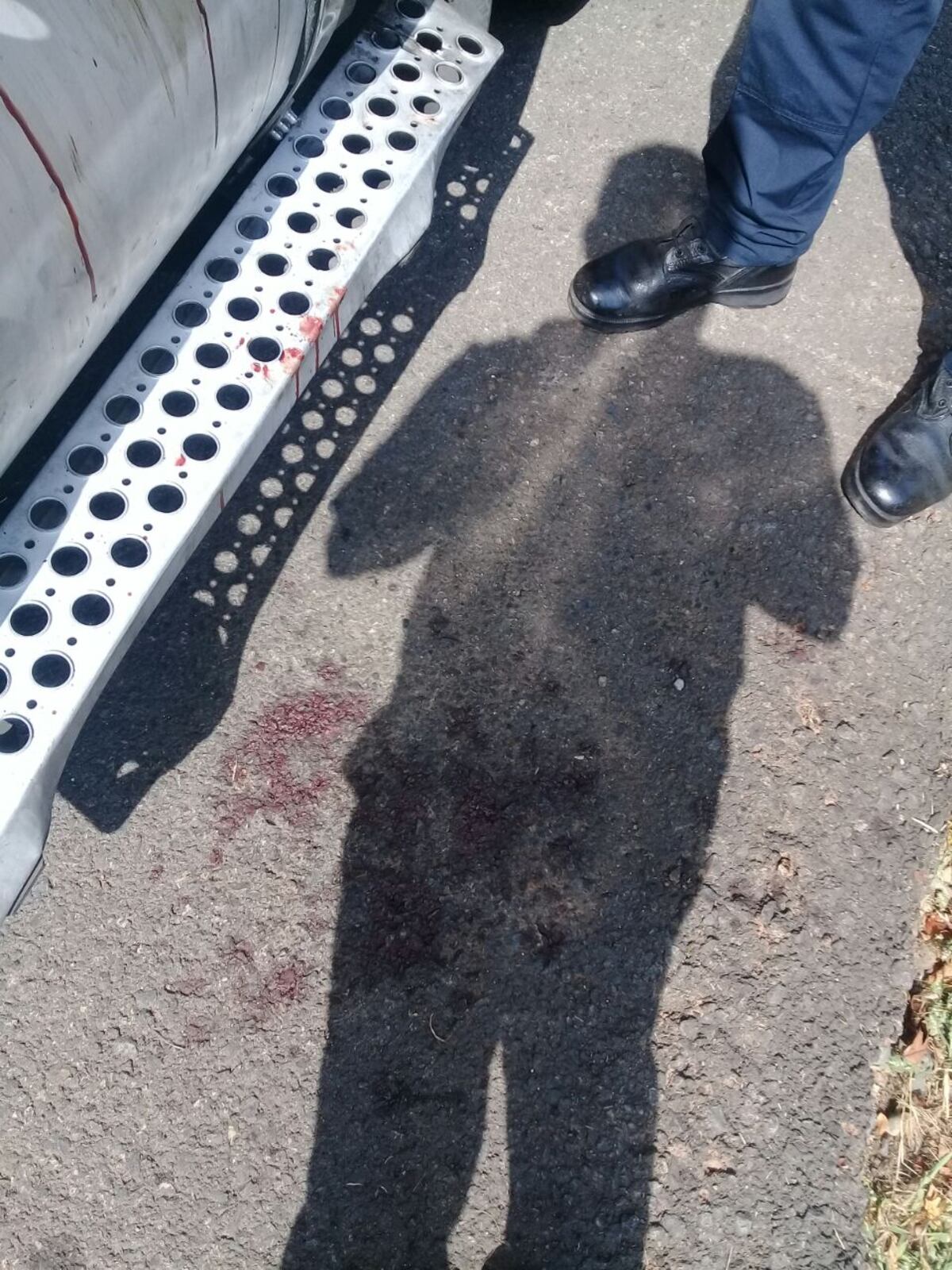 ¿Drogan a camionero? Tras tocar unas joyas que le vendían quedó inconsciente