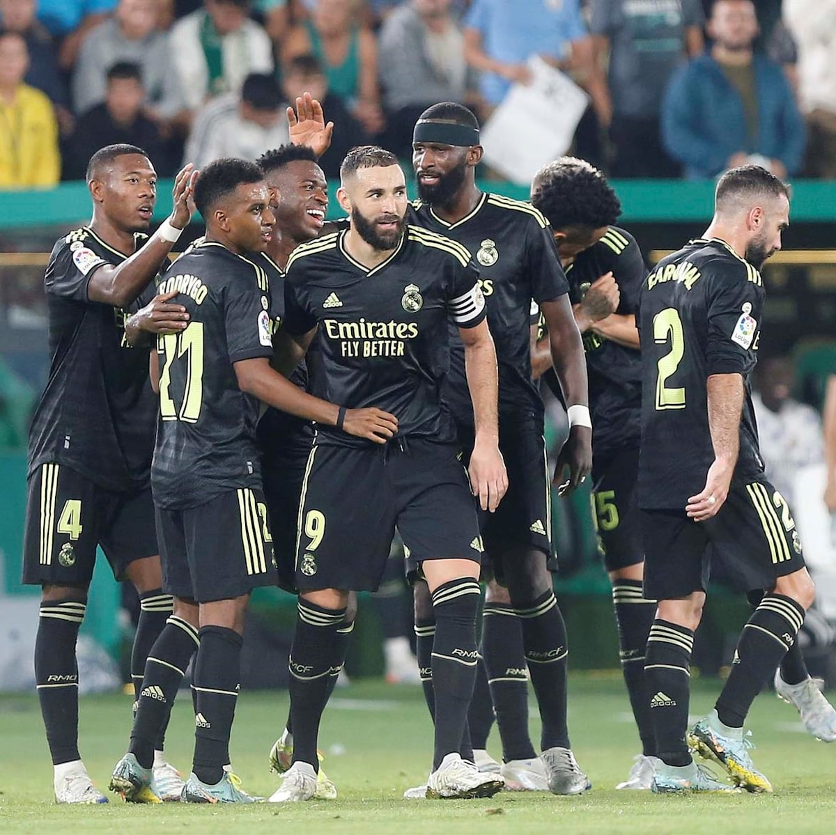 Real Madrid prolonga su fiesta en LaLiga ante el colero Elche