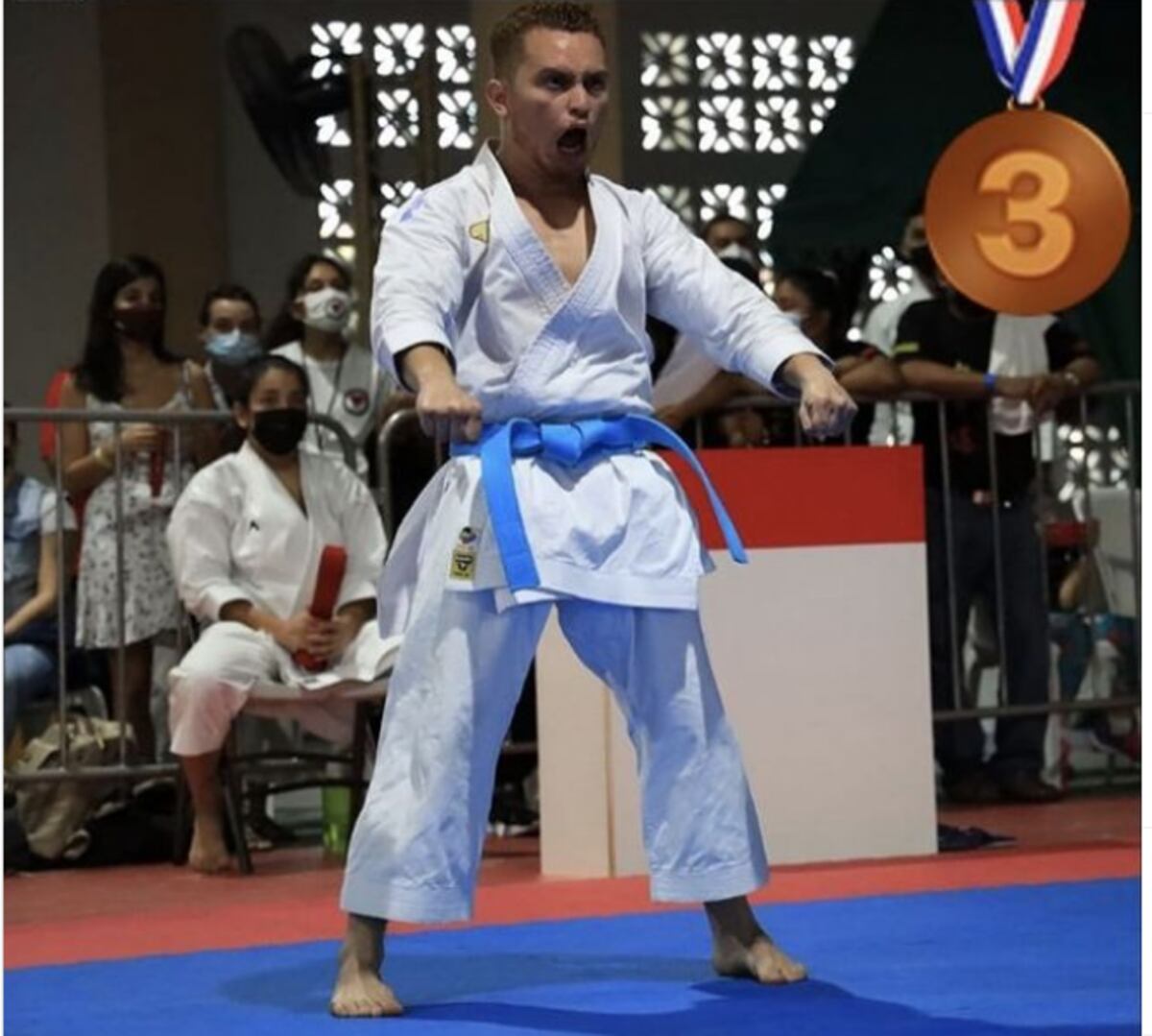 Héctor Cención se adjudica medalla de bronce 