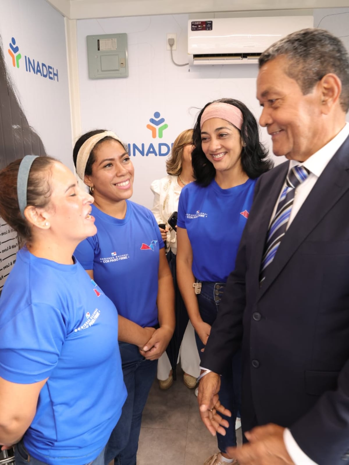 Privadas de libertad recibirán talleres del INADEH en belleza, panadería y costura
