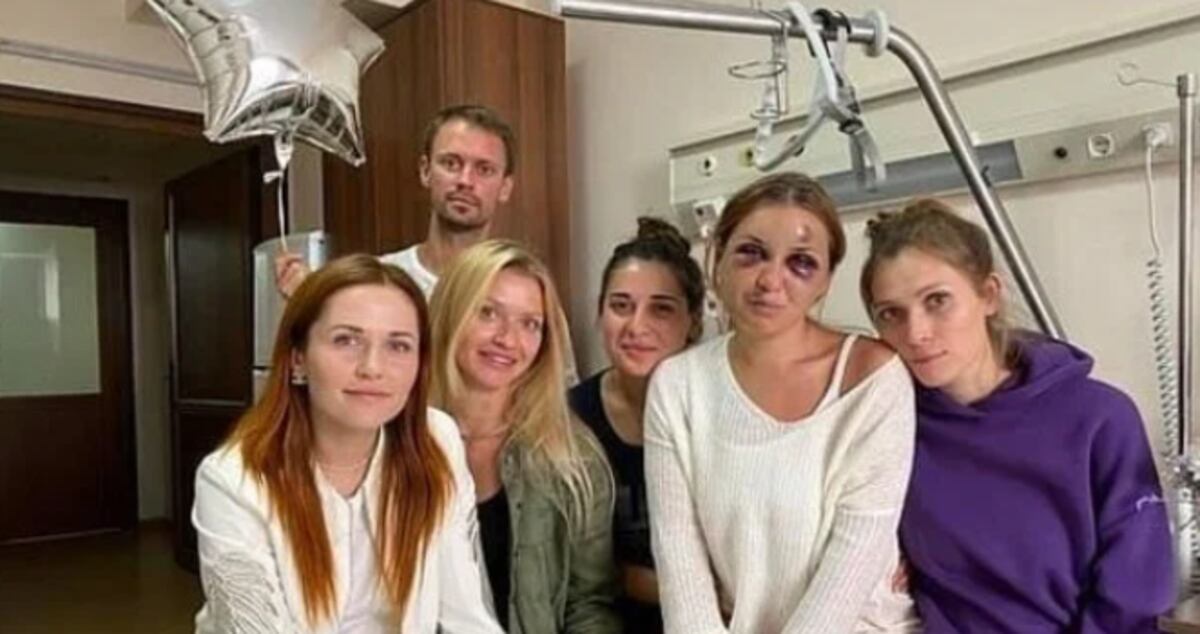 El escalofriante relato de una presentadora de Tv: intentaron abusar de ella  frente a su hijo en el tren y quedó desfigurada