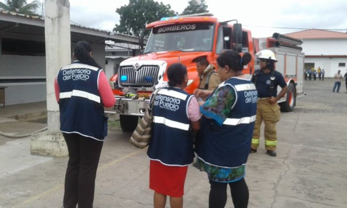 Reos incendian colchones dentro del penal en Santiago