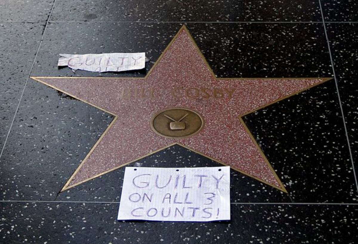 Arresto domiciliario provisional para Bill Cosby con grillete electrónico