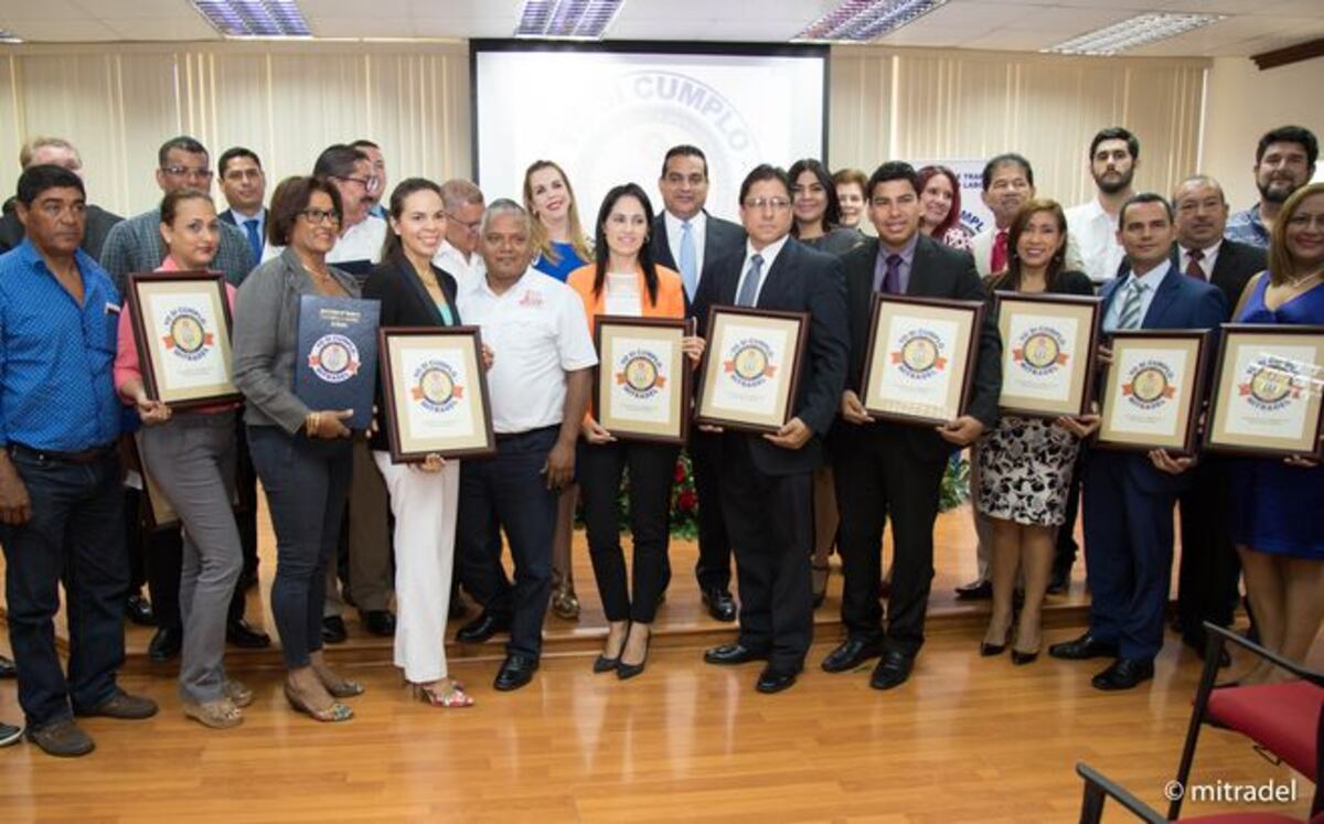 Mitradel certifica 18 nuevas empresas con el sello Yo Si Cumplo 