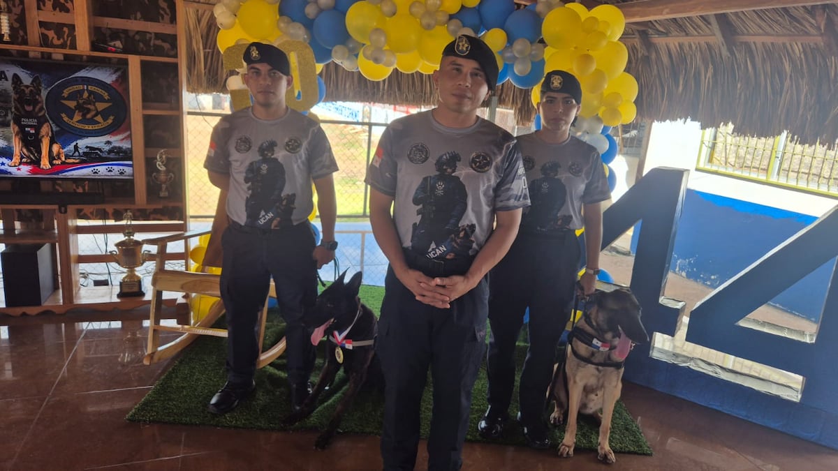 Entre aplausos y disciplina: la Policía Canina celebra 44 años de servicio