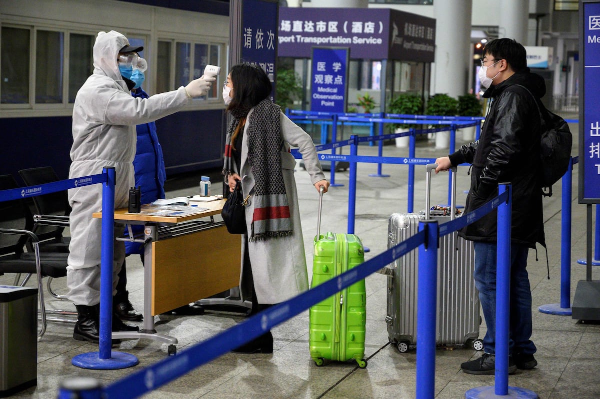 OMS reconoce ‘escasez crónica’ de equipo contra coronavirus