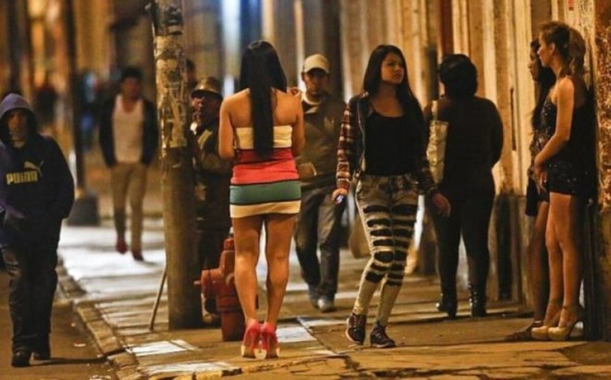 Venezolanas en Colombia venden su pelo, leche materna o cuerpos para sobrevivir