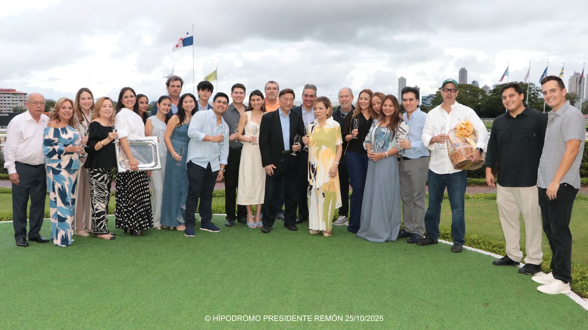 Celebración en grande: Stud Cantón disfruta triunfo en honor a Ricardo Lau Yunsan