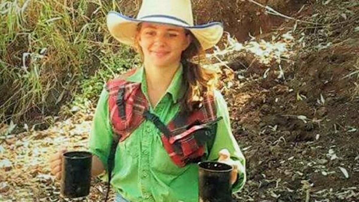 ¡ALTO AL BULLYING! Jovencita modelo se suicida tras ataques  cibernéticos