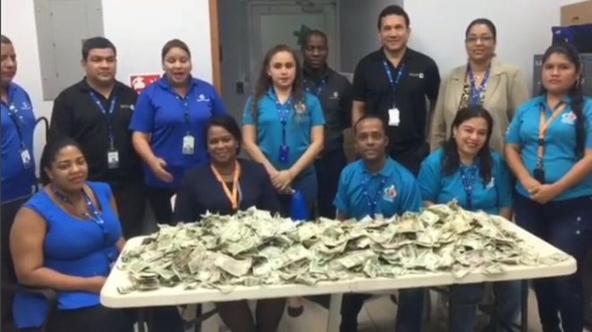 Casís y su alcancía terminan recolecta para operar a niños.Este fue el resultado