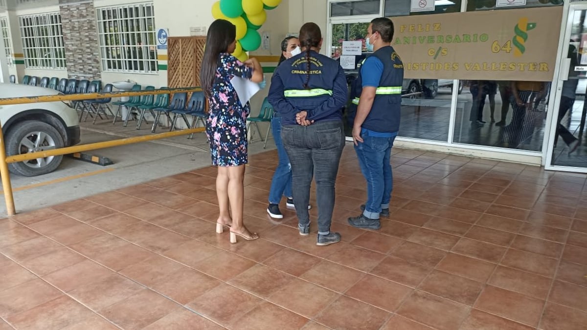 Se roban ambulancia. No es relajo