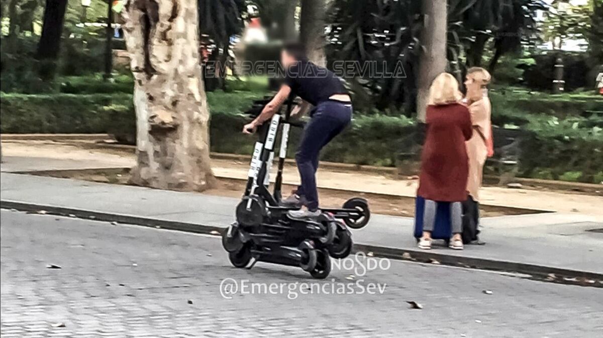 Multan a un hombre que se desplazaba sobre seis ‘scooters’