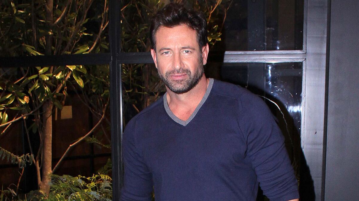 ¡TREMENDO! Le sale amante y dos hijos fuera del matrimonio al actor Gabriel Soto