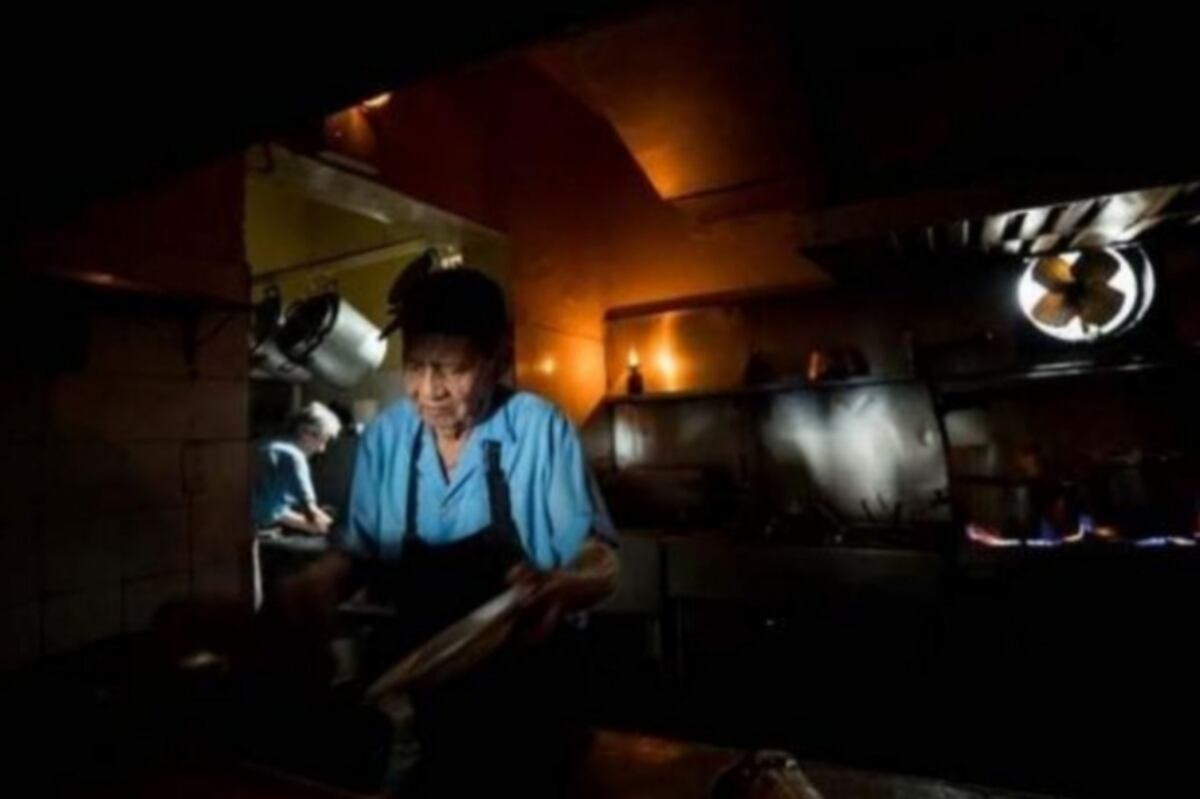 Venezuela paralizada por apagón que ya cumple casi 20 horas