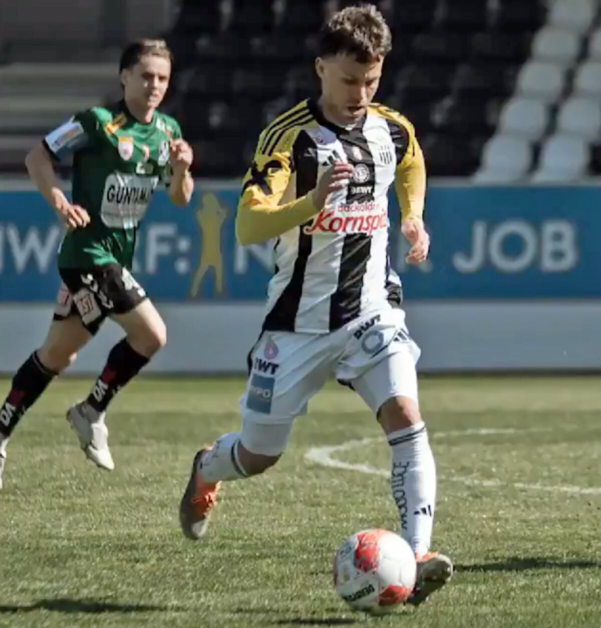 ¡Está de vuelta! Andrés Andrade regresa tras lesión y recibe a su hija Élodie