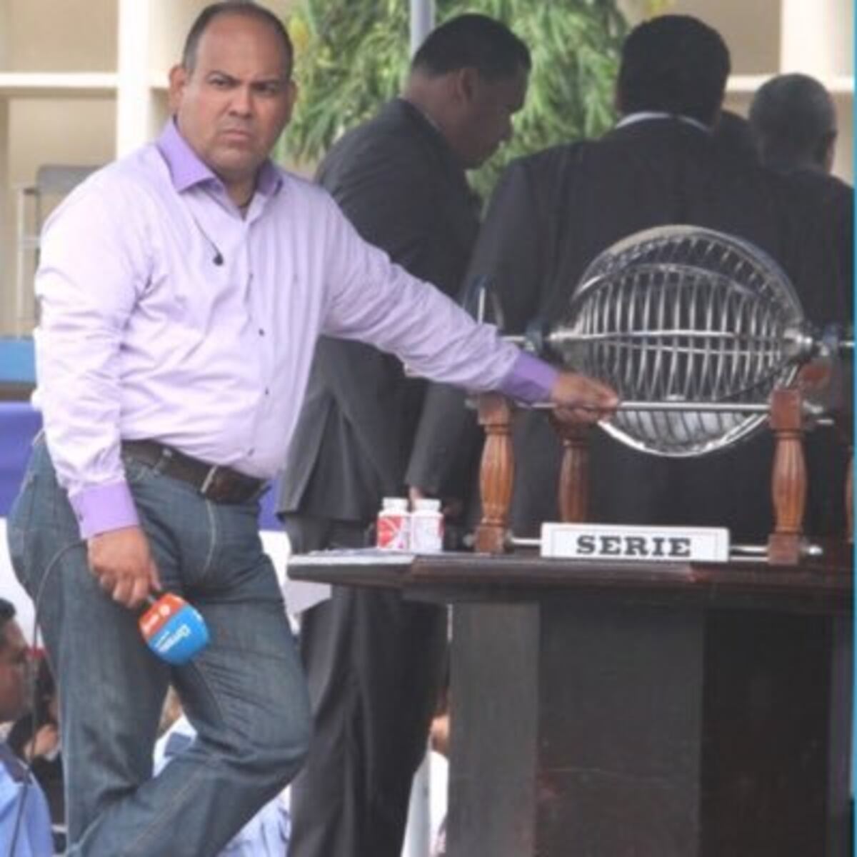 Muere cantante panameño. ‘Otra deuda sin pagar de un país que no ha sabido dar honor a los que se merecen’