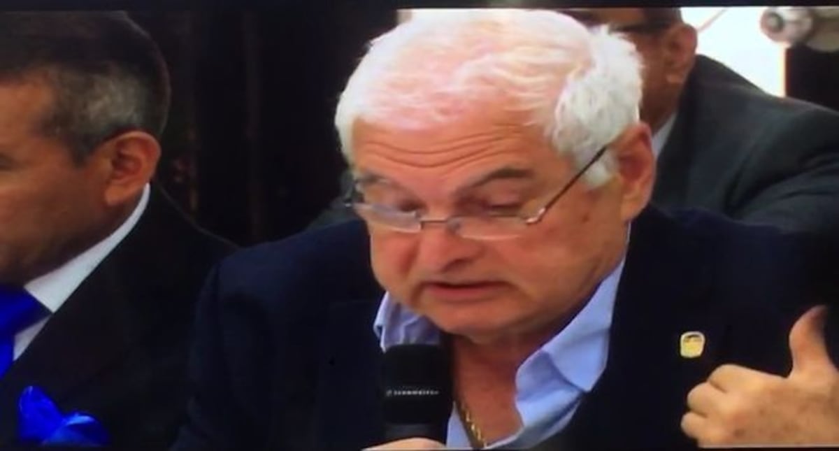 Martinelli pidió disculpas a pinchados.Balbina le recomienda cambiar de abogados