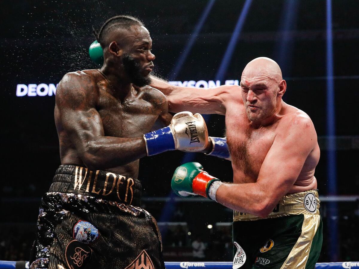 Ganador de Tyson Fury-Deontay Wilder III haría defensa mandatoria contra Dillian Whyte