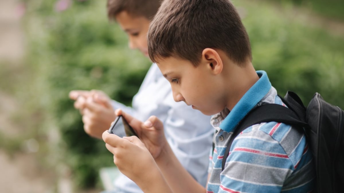 Seis de cada diez niños viven pegados a las pantallas: estudio alerta sobre el uso excesivo de tecnología en Panamá