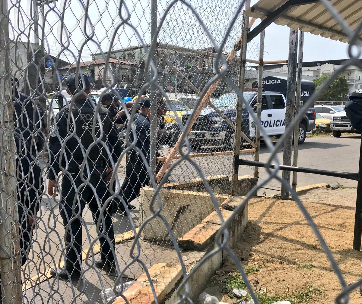 ¡4 Policías heridos y  35 detenidos! Es el saldo de las revueltas en Colón