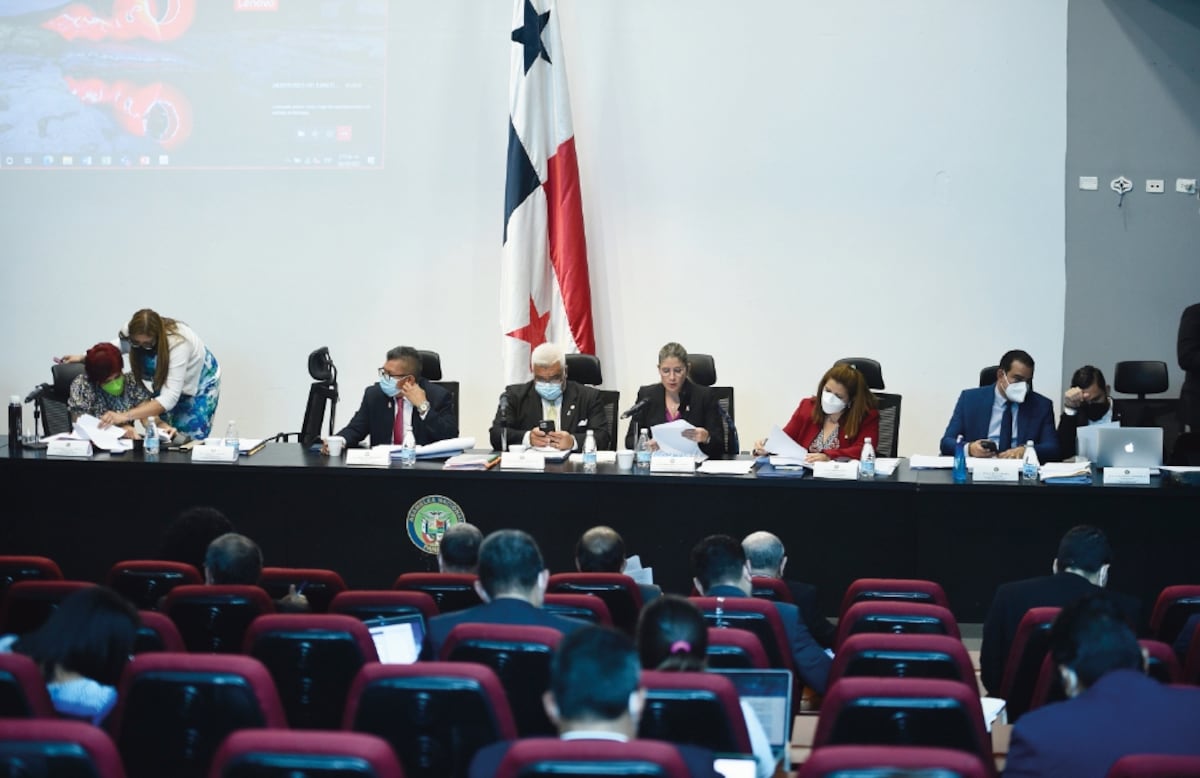 Crece descontento. Diputados insisten en mantener el residuo electoral para la asignación de curules