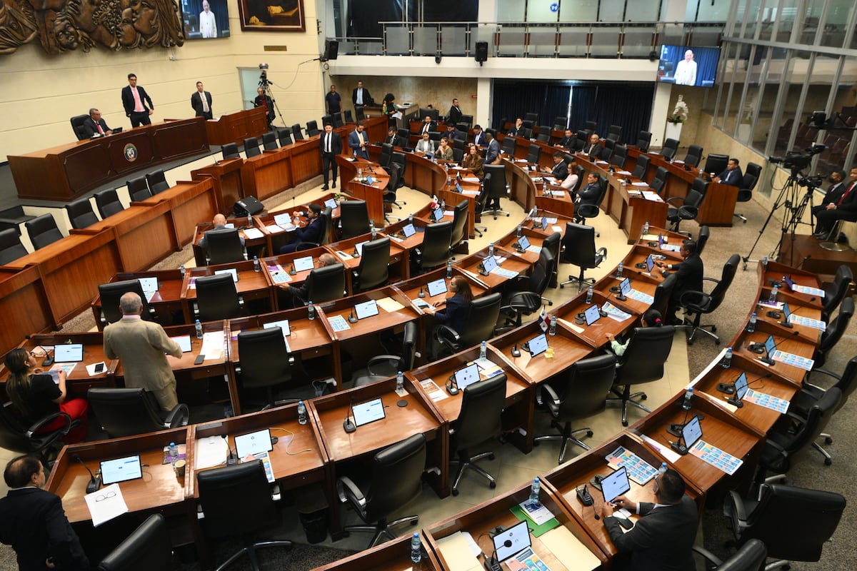 Asamblea aplaza debate del proyecto que obliga mezcla de etanol en gasolina